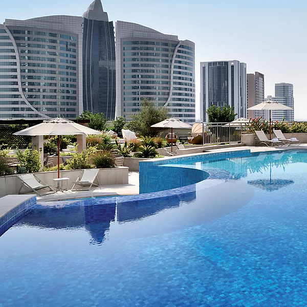 Movenpick Hotel Apartments Downtown Dubai front view