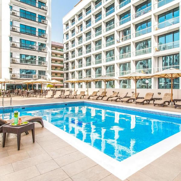 Golden Sands Hotel Apartments front view